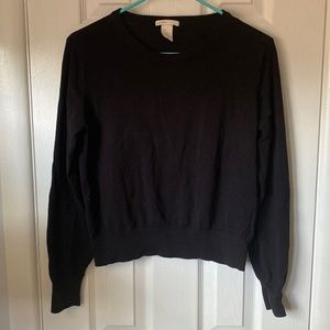 H&M basic black sweater with long sleeves